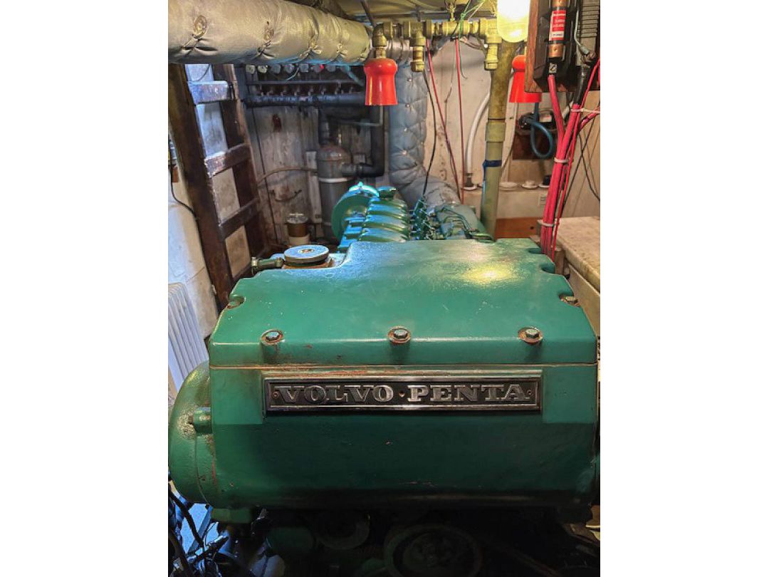 Fiberglass Freezer Troller image 37