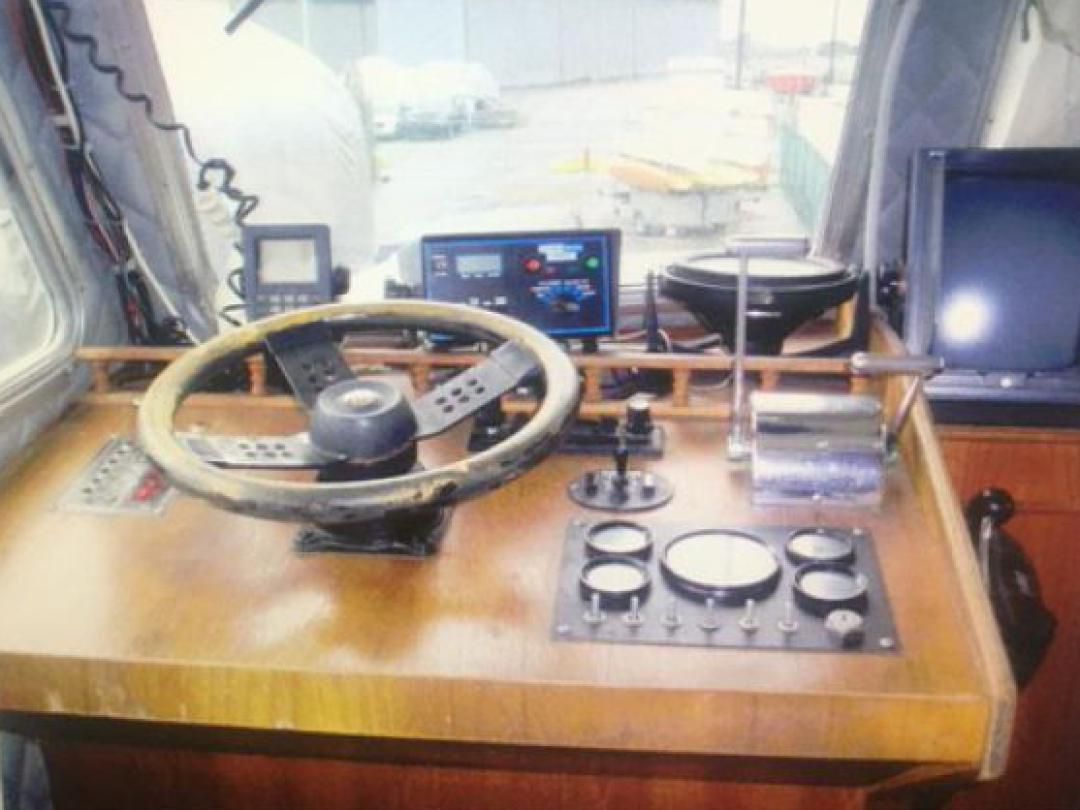 Fiberglass Gillnetter image 2