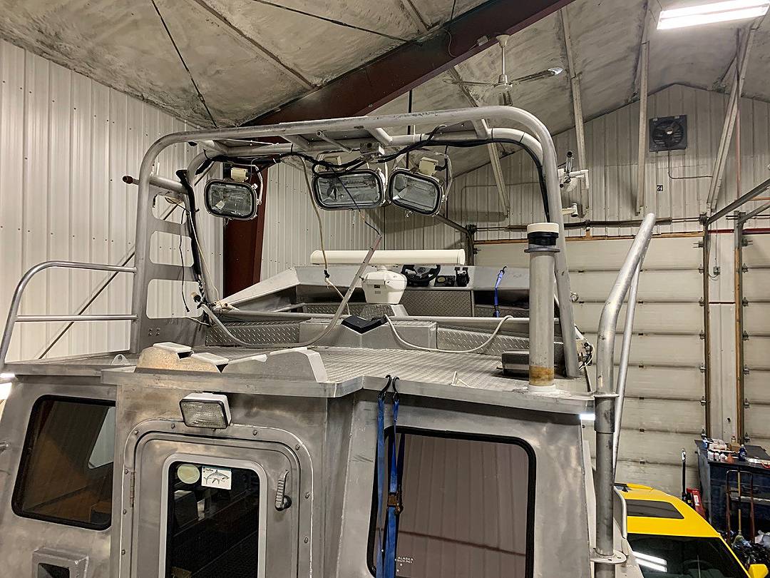 Powerline Sport Fishing Boat