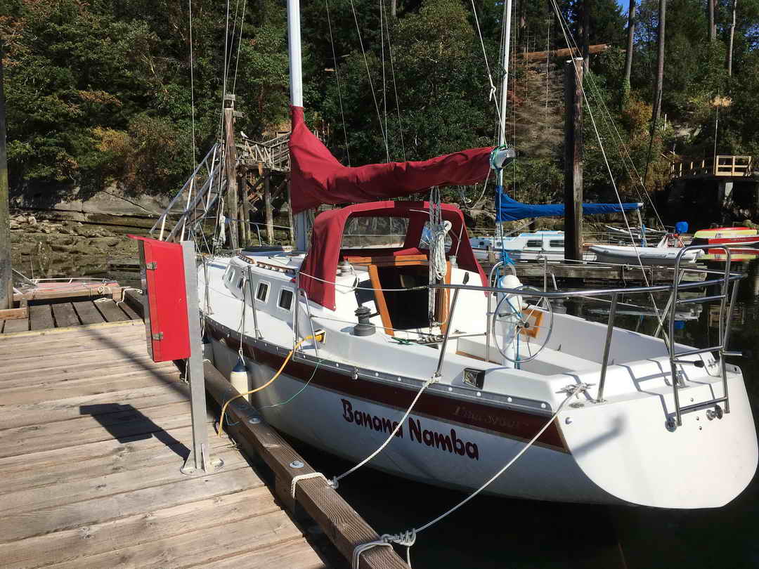 Endeavour 32 Sailboat