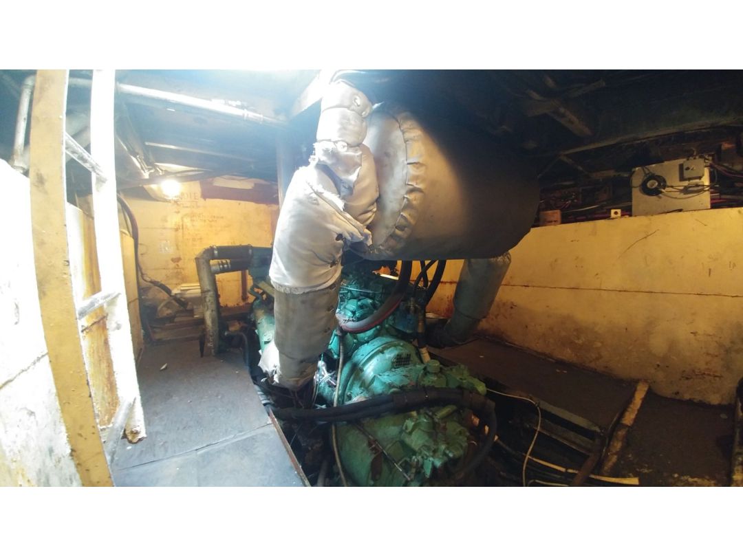 Steel Tug image 13