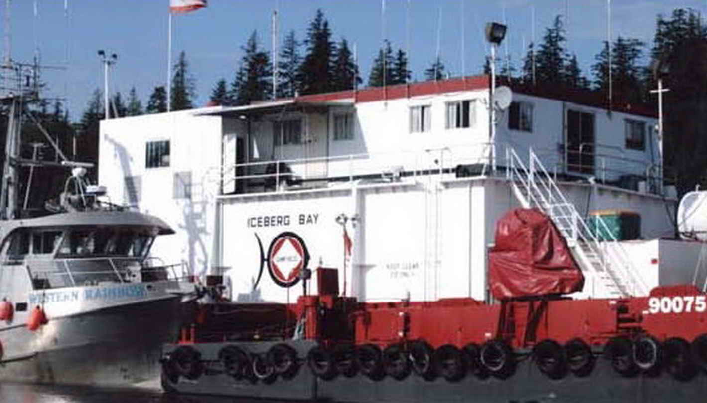 Steel Barge Ice Production image 1