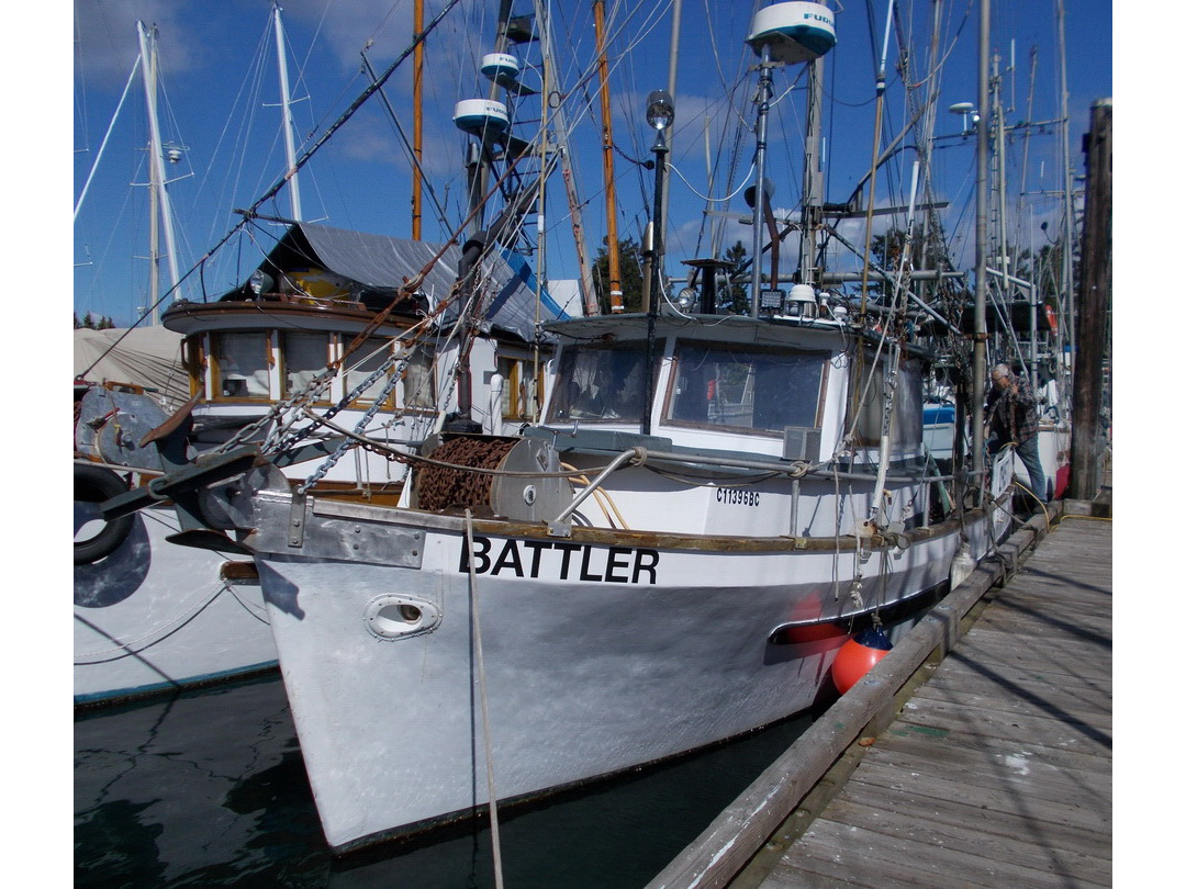 Troller Shrimp Trawler image 1