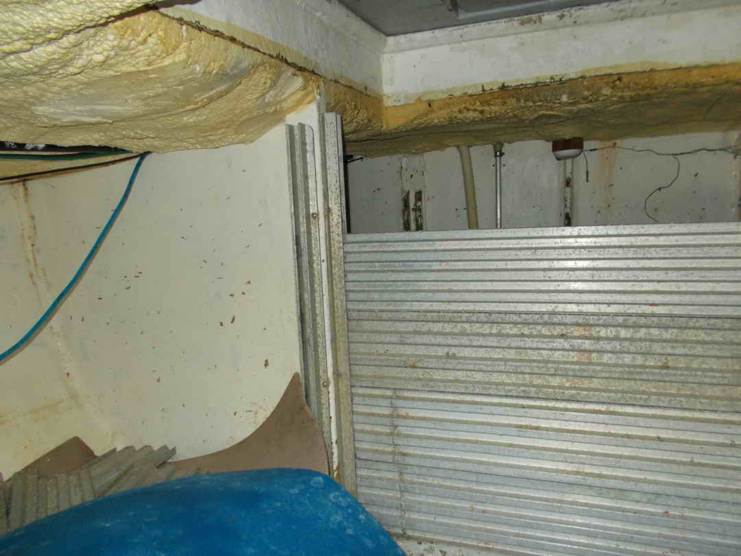 Troller Shrimp Trawler image 18