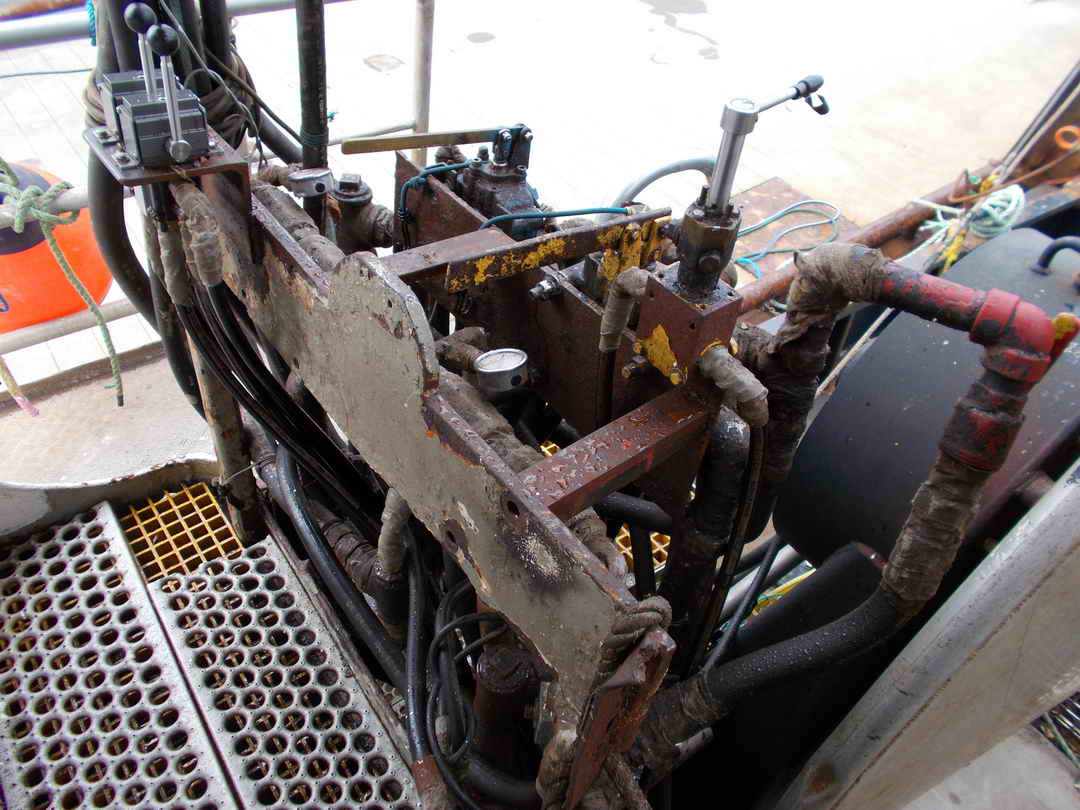 Steel Trawler image 19