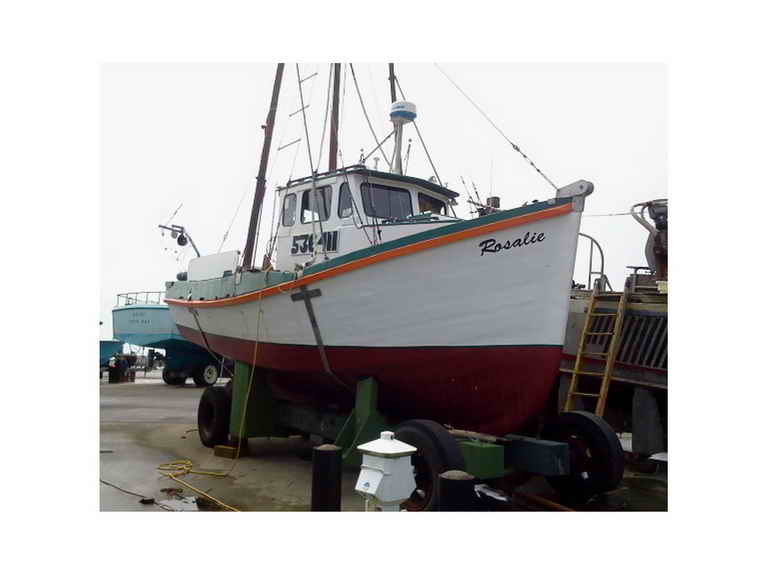 Wood Troller image 0