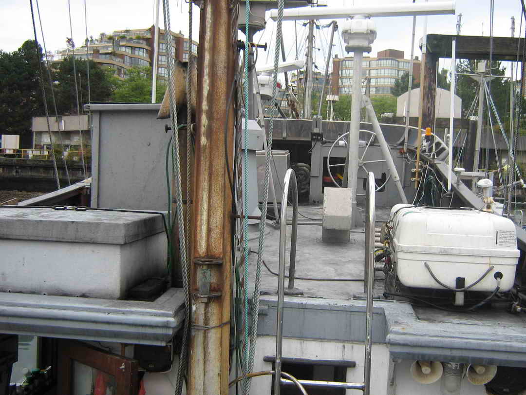 Tuna Freezer Troller Trawler image 12