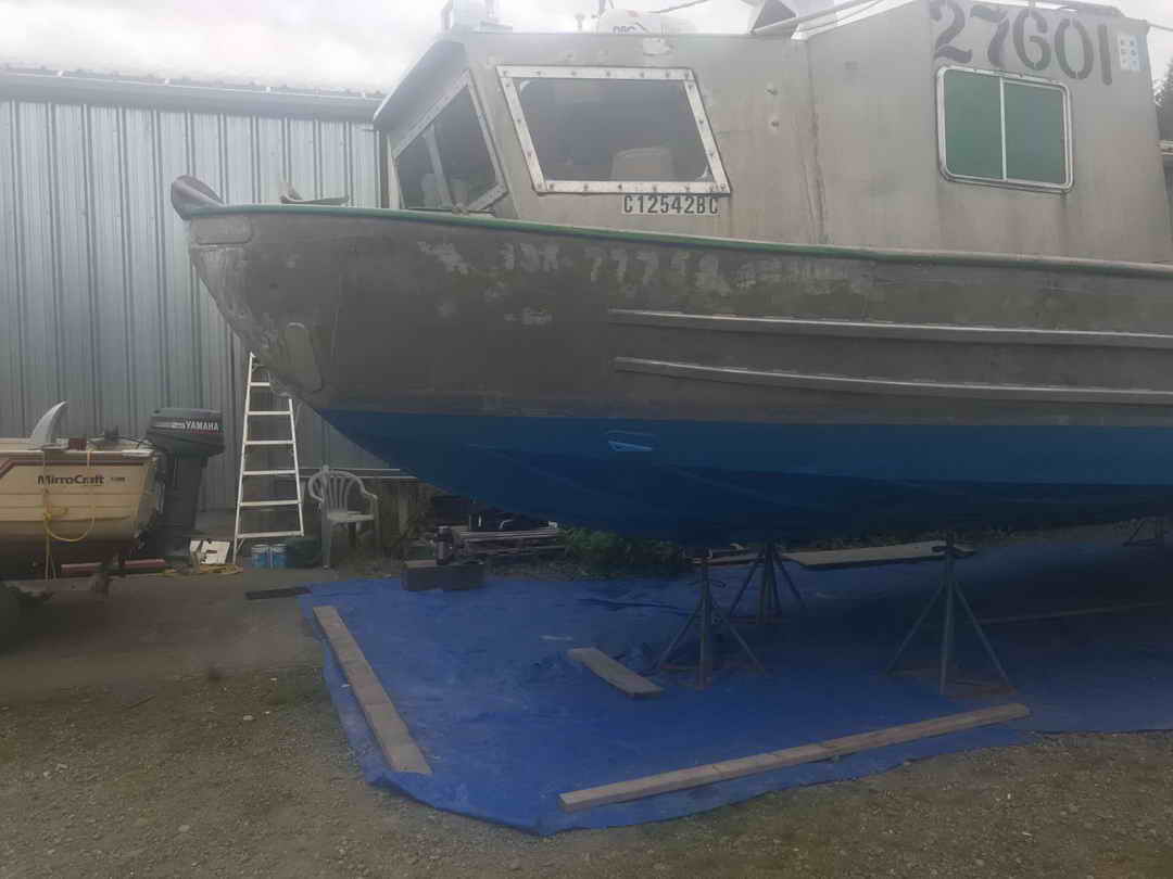 Queensboro Crab Dive Boat image 4