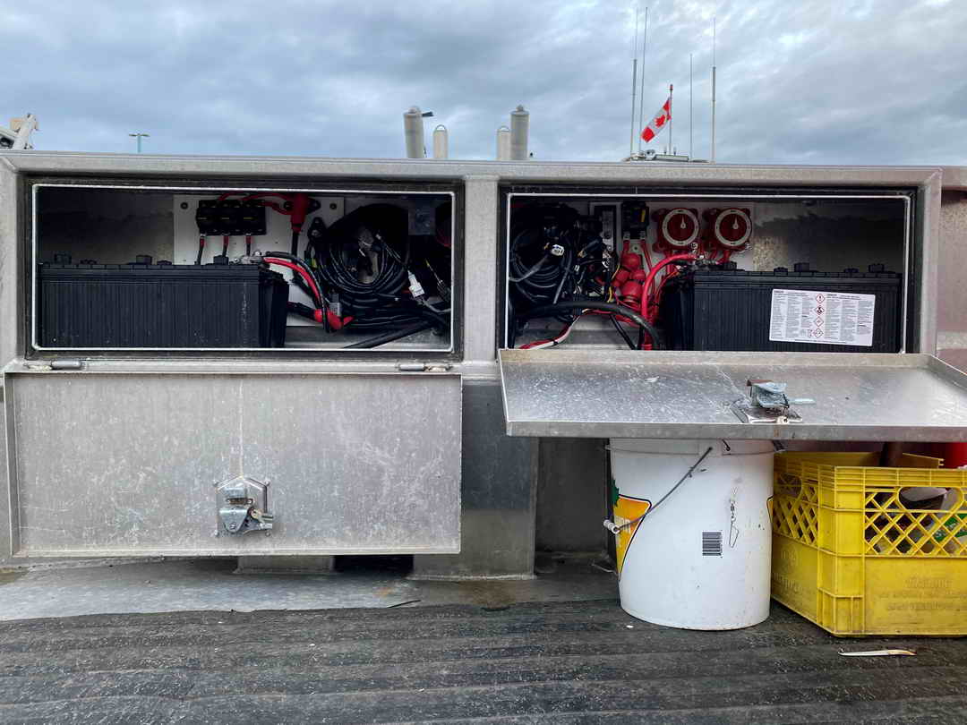 Raider Crab Prawn Boat image 5