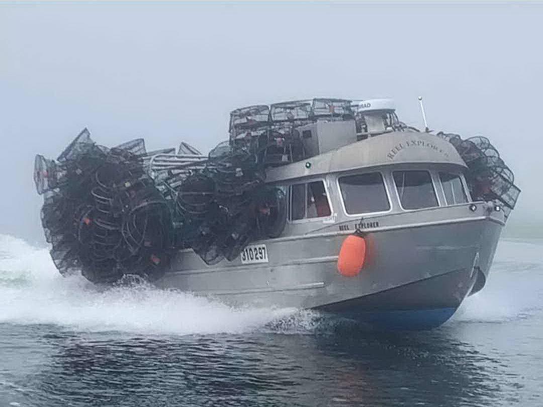 Raider Prawn Crab Boat image 0