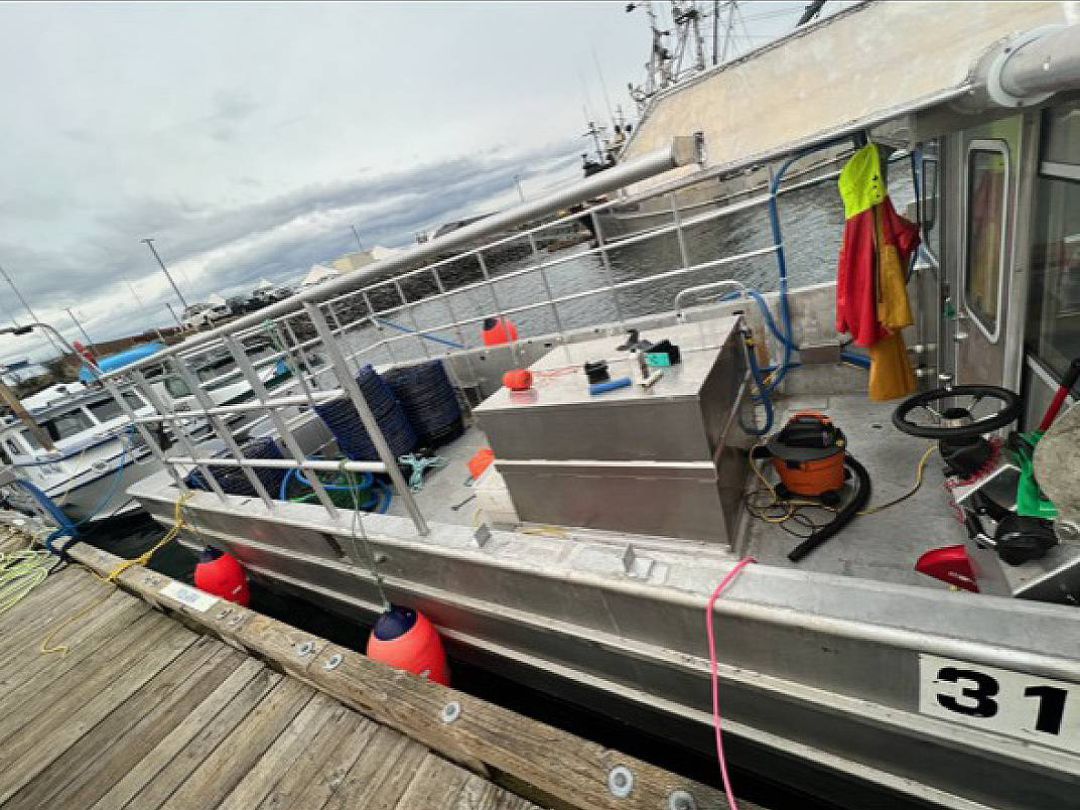 Raider Prawn Crab Boat image 1
