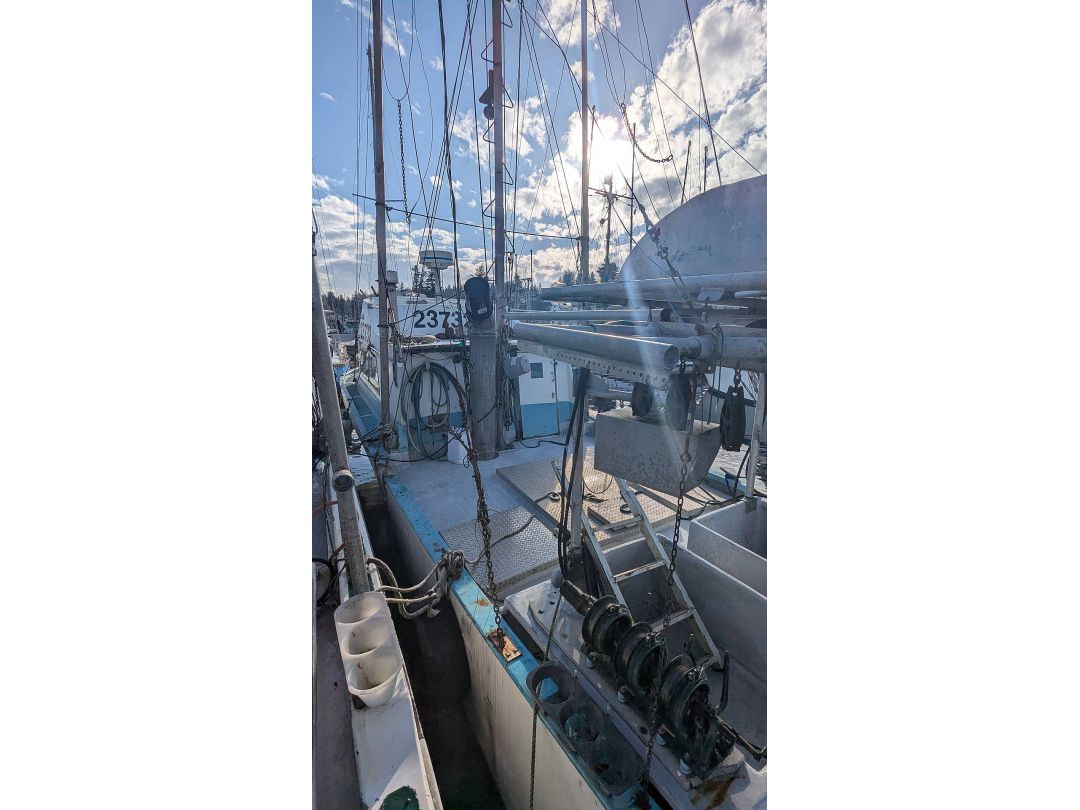 Fiberglass Farrell Troller image 10