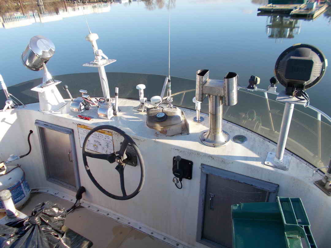 Canoe Cove Packer Tender Work Boat image 15