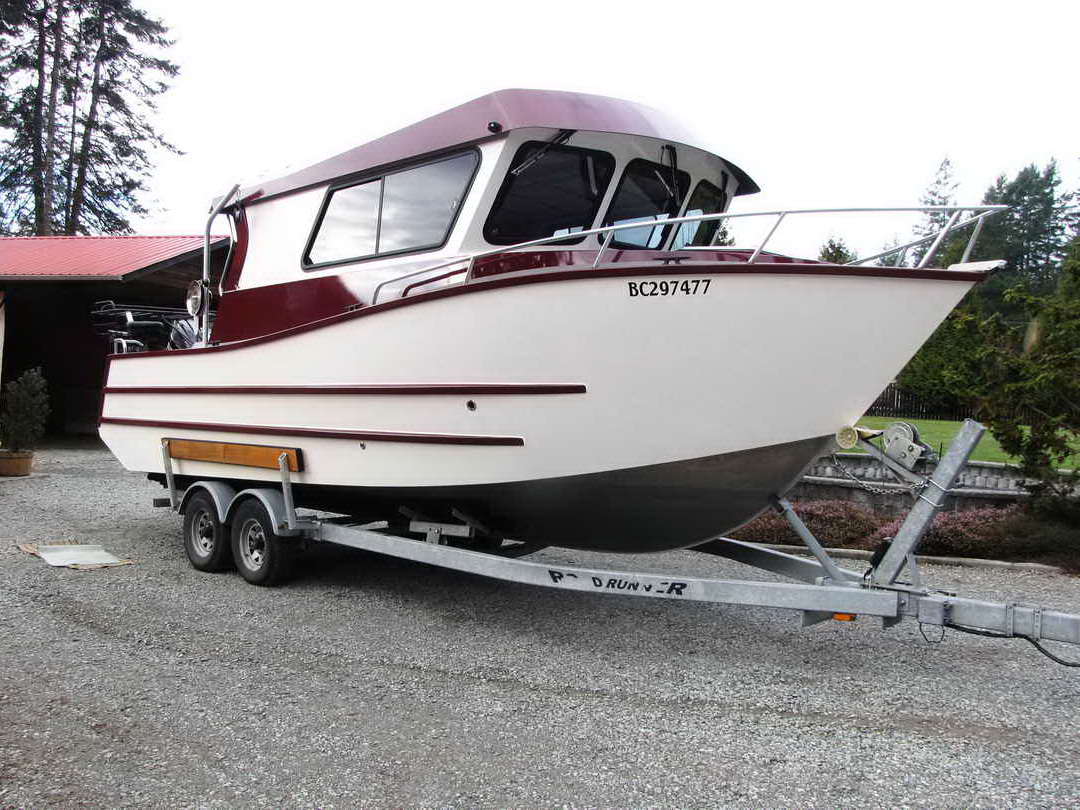 Sport Fishing Cuddy Cabin