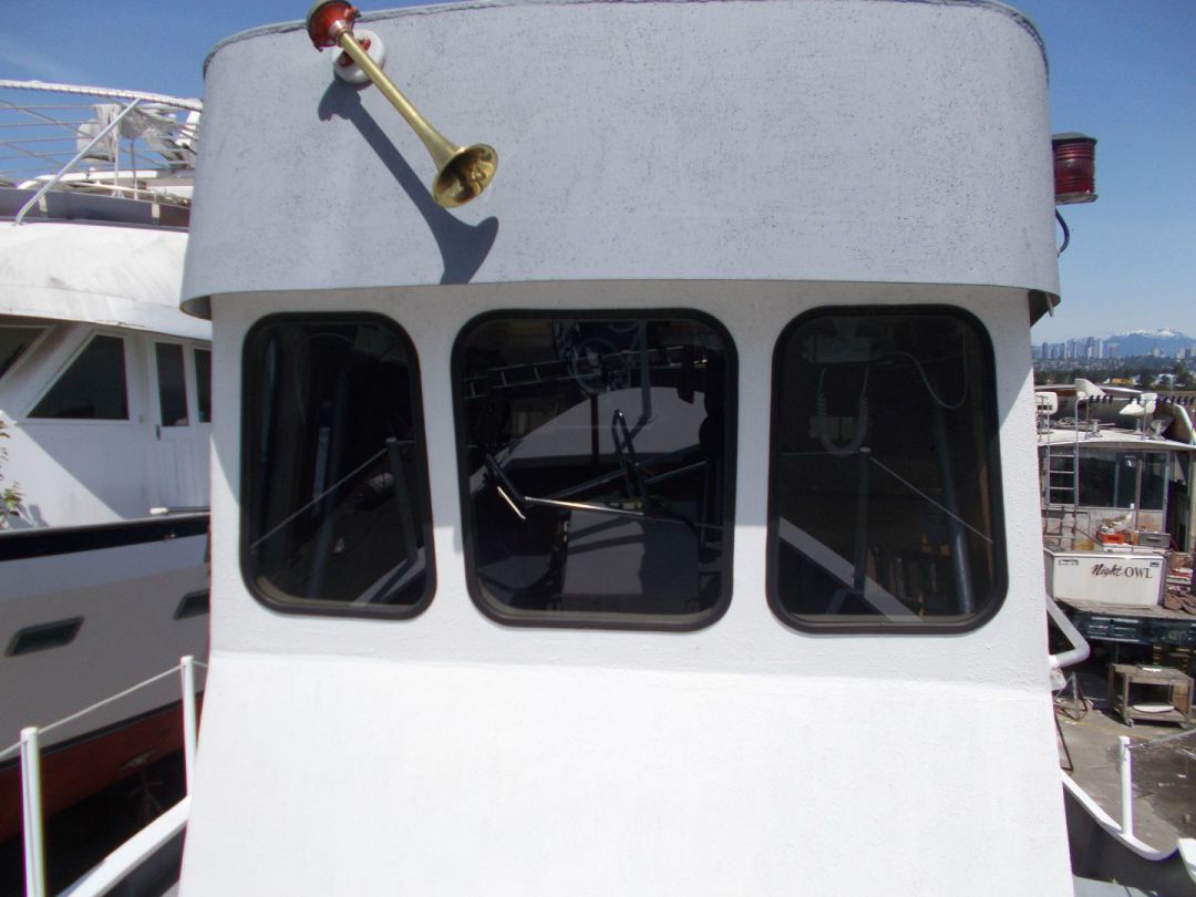 Aluminum Trawler Live Aboard image 5