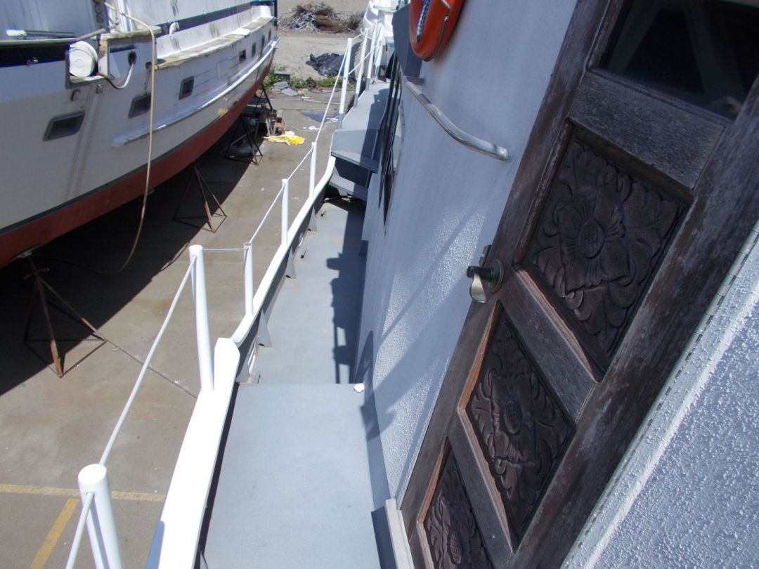 Aluminum Trawler Live Aboard image 12