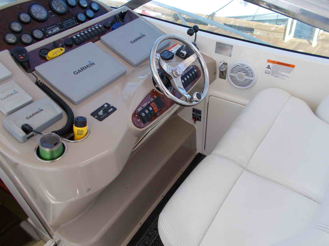 Wellcraft Riviera Sport Cruiser image 27