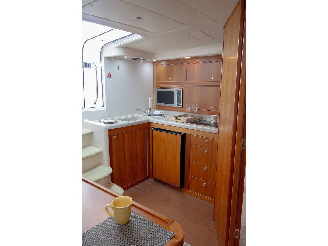 Wellcraft Riviera Sport Cruiser image 56