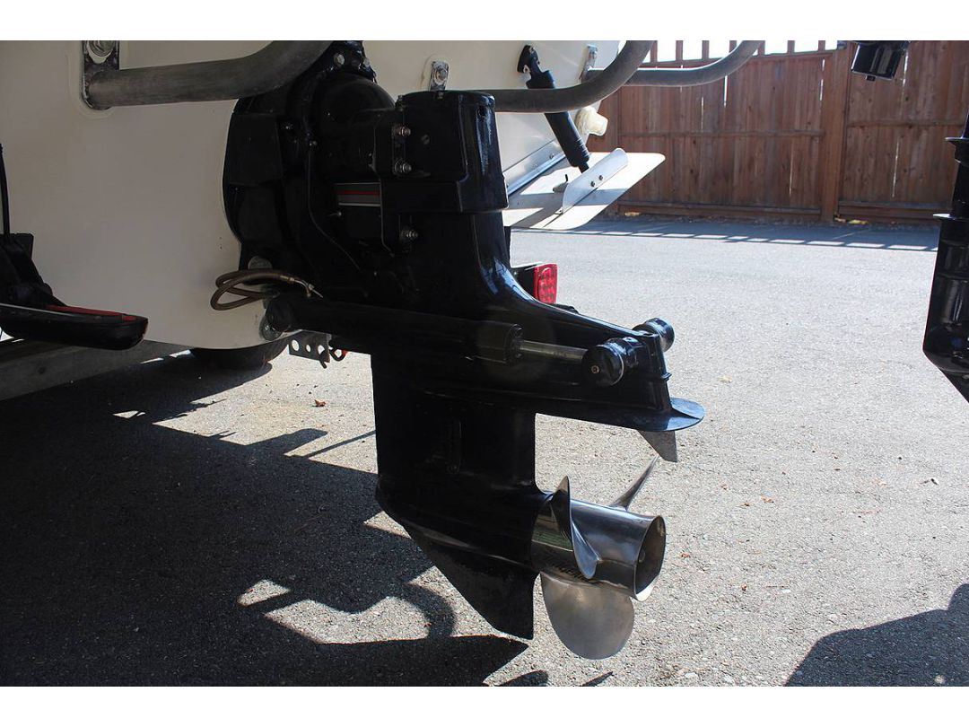 Aluminum Grady White Seafarer 22 image 12