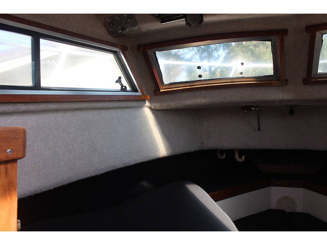 Aluminum Grady White Seafarer 22 image 25