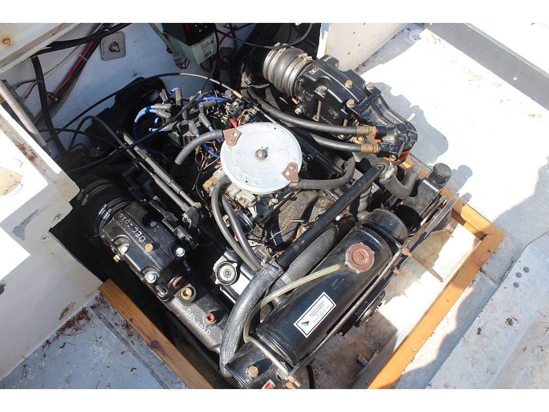 Aluminum Grady White Seafarer 22 image 29