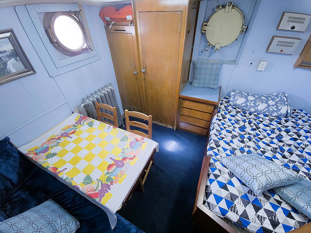 Floating Accommodation image 22