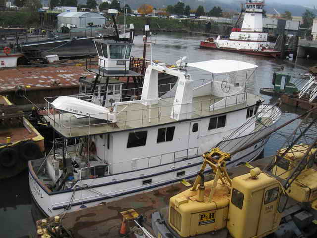 Pleasure Trawler Yacht image 5