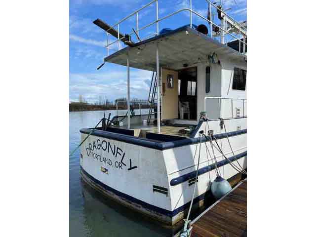 Pleasure Trawler Yacht image 6