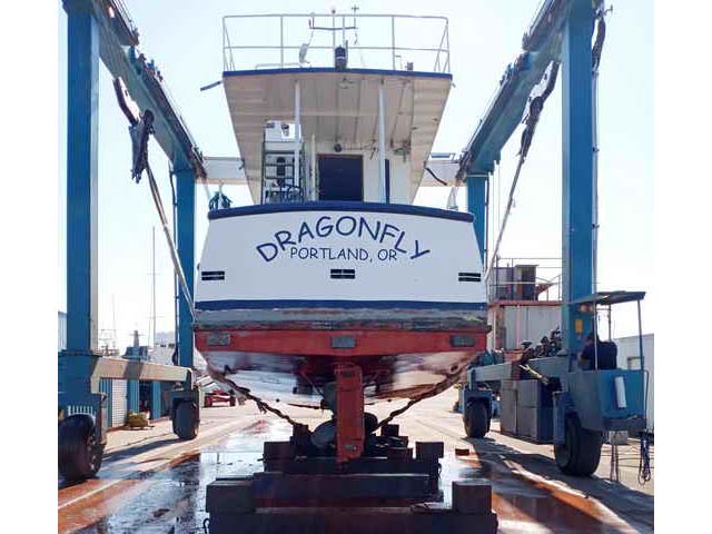 Pleasure Trawler Yacht image 17