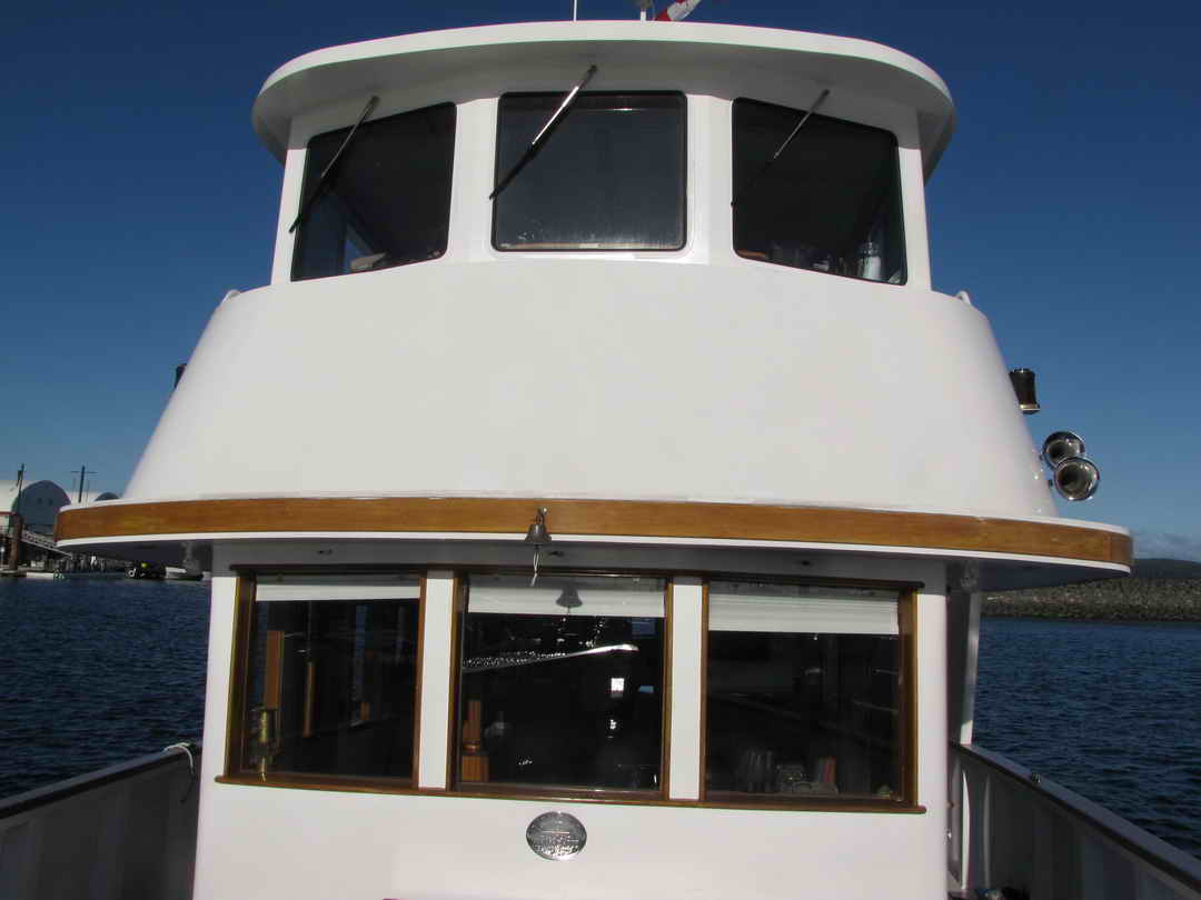 Motor Yacht image 11