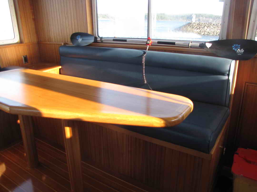 Motor Yacht image 28