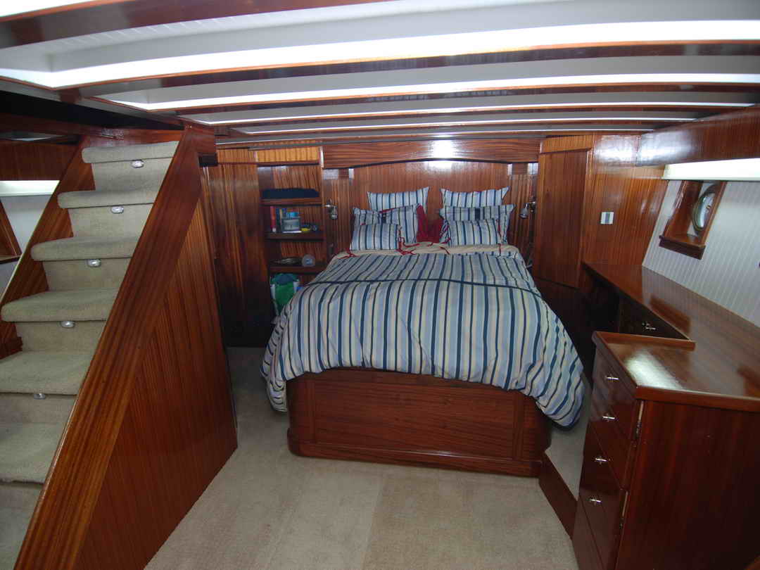 Motor Yacht image 62