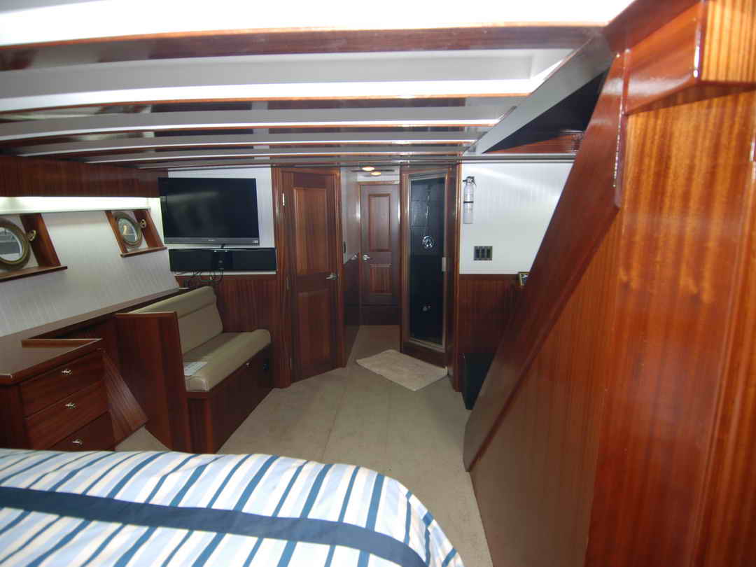 Motor Yacht image 65