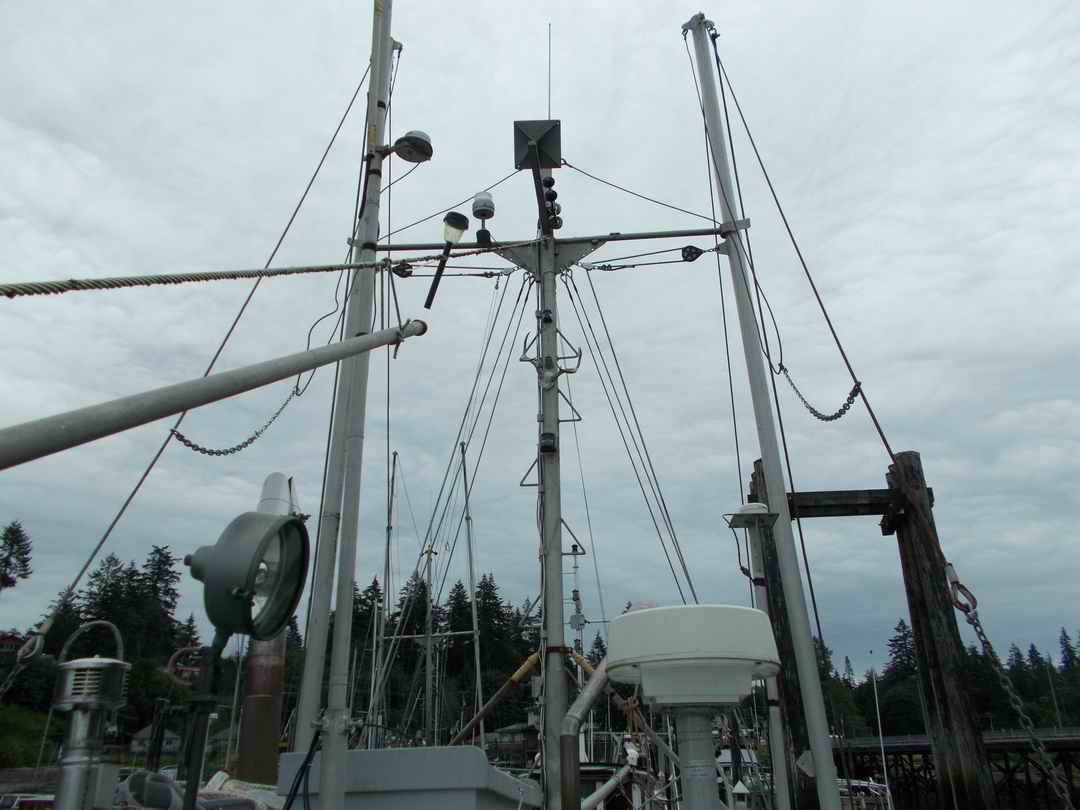 Ex-Troller Cruiser Live-Aboard Trawler image 15