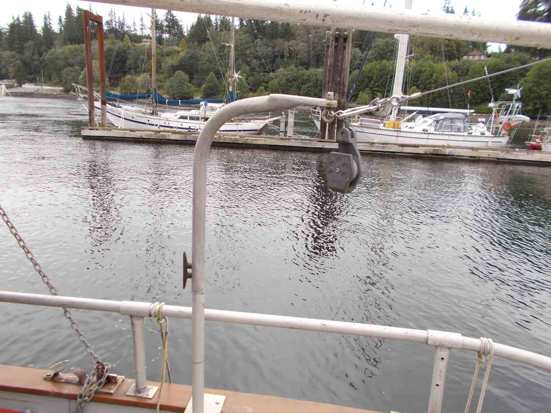 Ex-Troller Cruiser Live-Aboard Trawler image 27