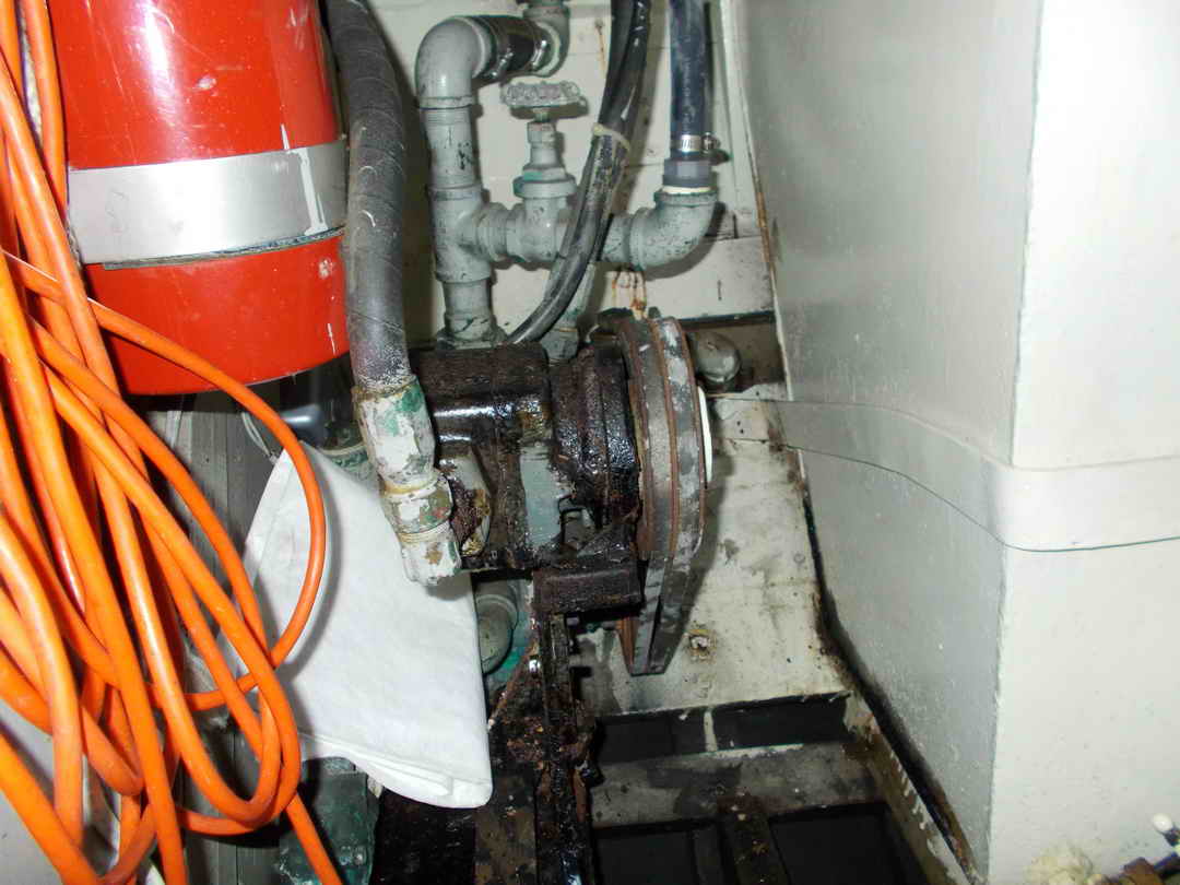 Ex-Troller Cruiser Live-Aboard Trawler image 63