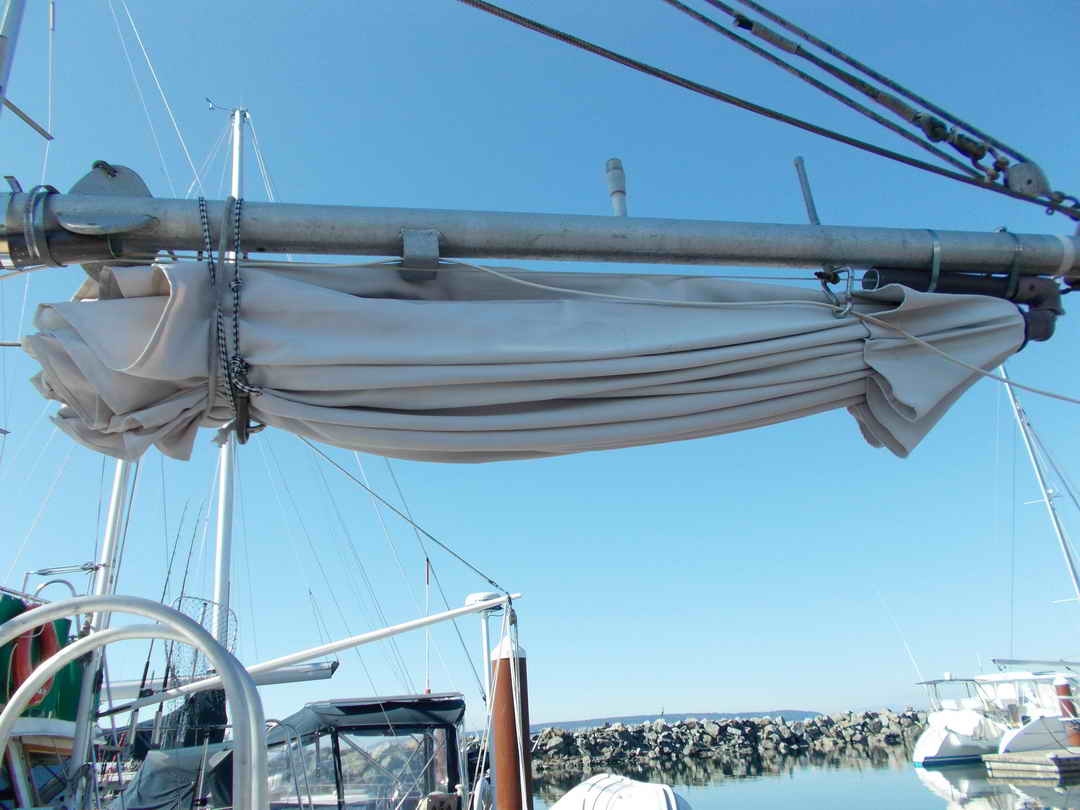 Nakade Cruiser Trawler Live Aboard image 7