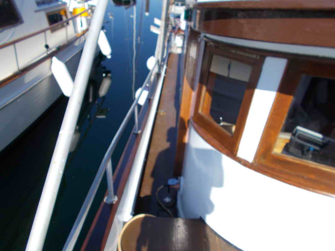 Nakade Cruiser Trawler Live Aboard image 14