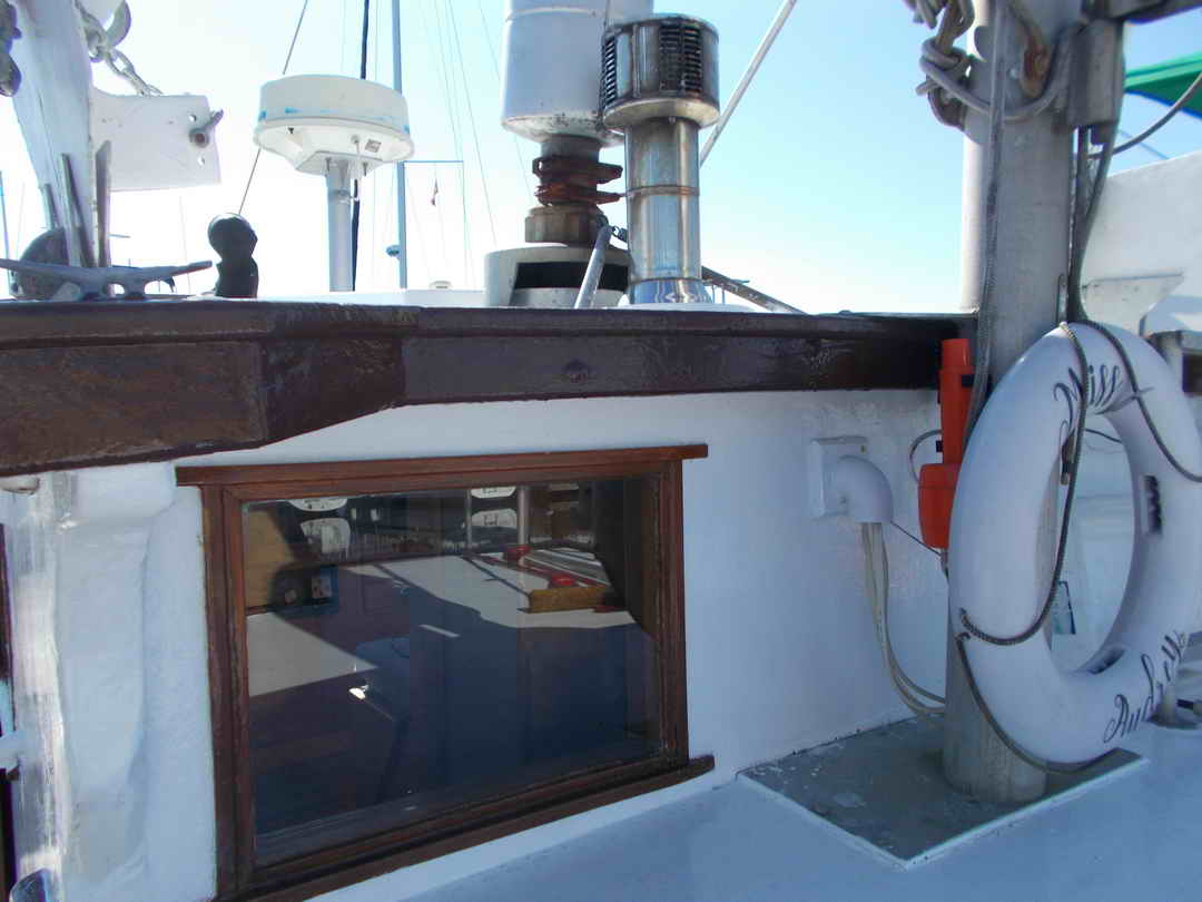 Nakade Cruiser Trawler Live Aboard image 15