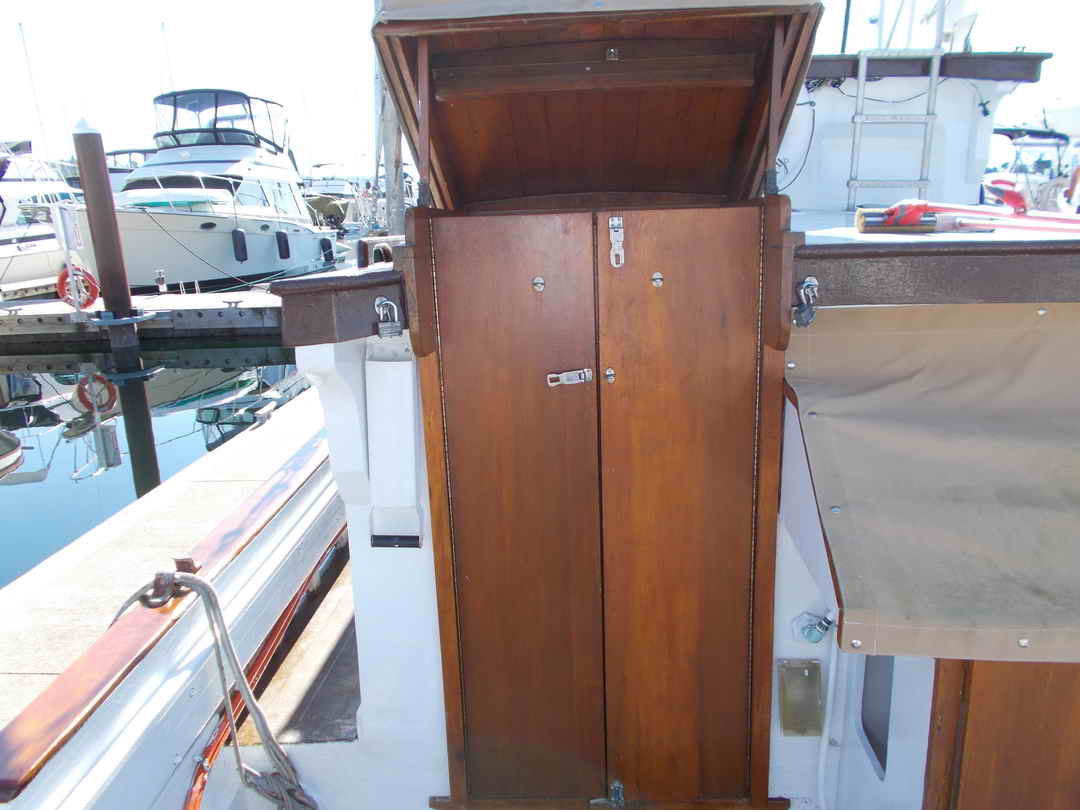 Nakade Cruiser Trawler Live Aboard image 17