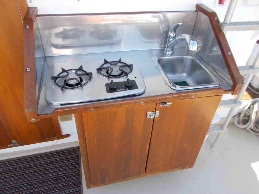 Nakade Cruiser Trawler Live Aboard image 19