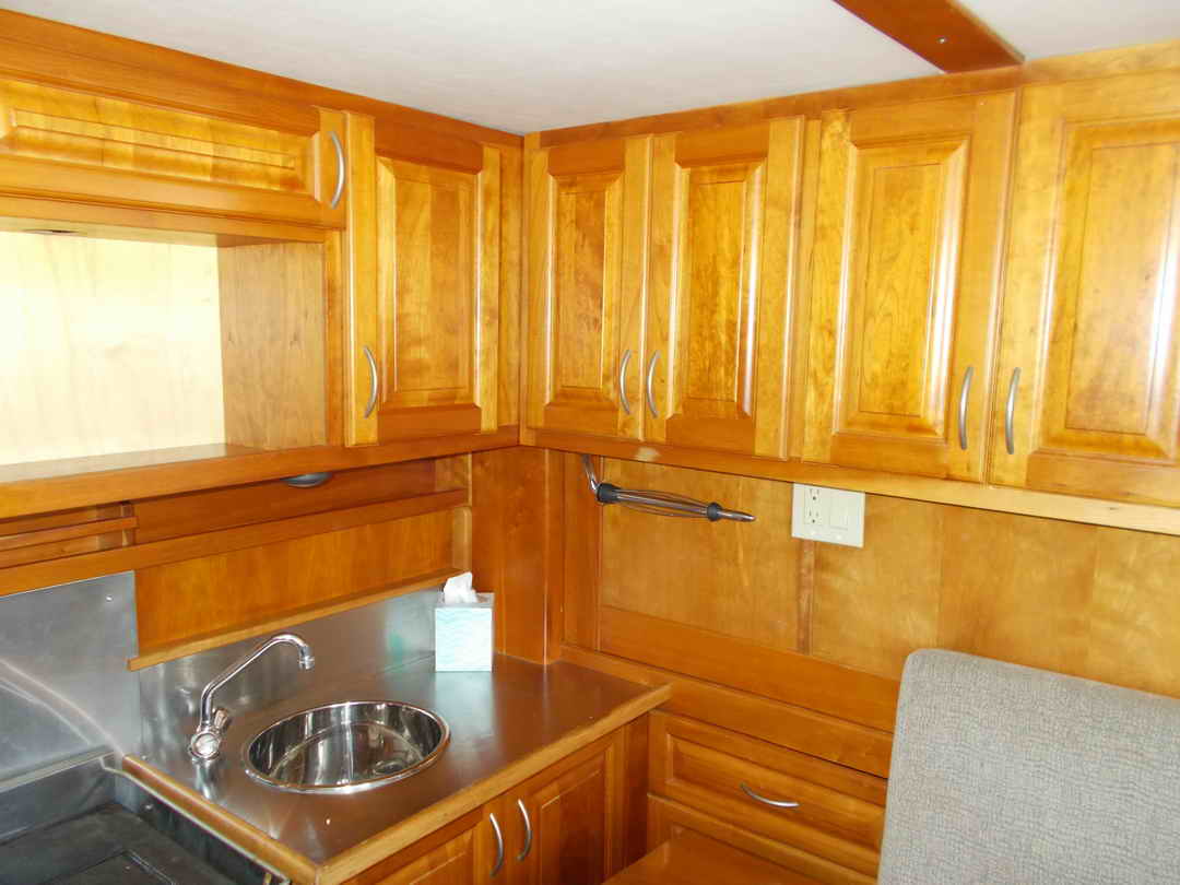 Nakade Cruiser Trawler Live Aboard image 45