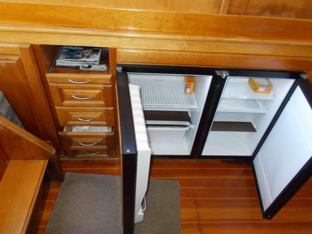 Nakade Cruiser Trawler Live Aboard image 48