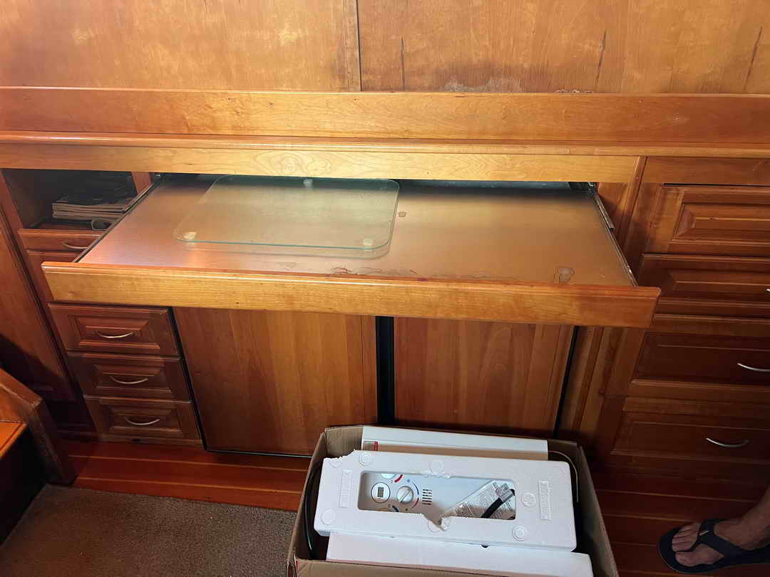 Nakade Cruiser Trawler Live Aboard image 49