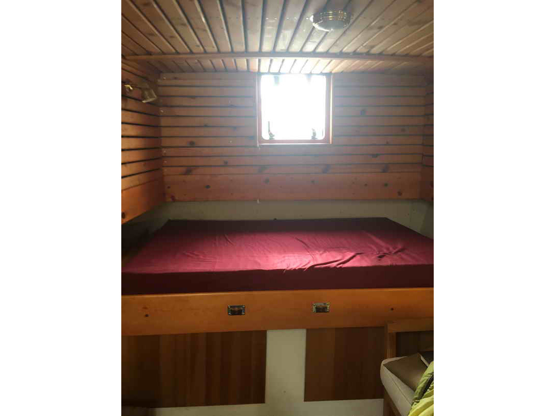 Peterson Trawler Cruiser image 6