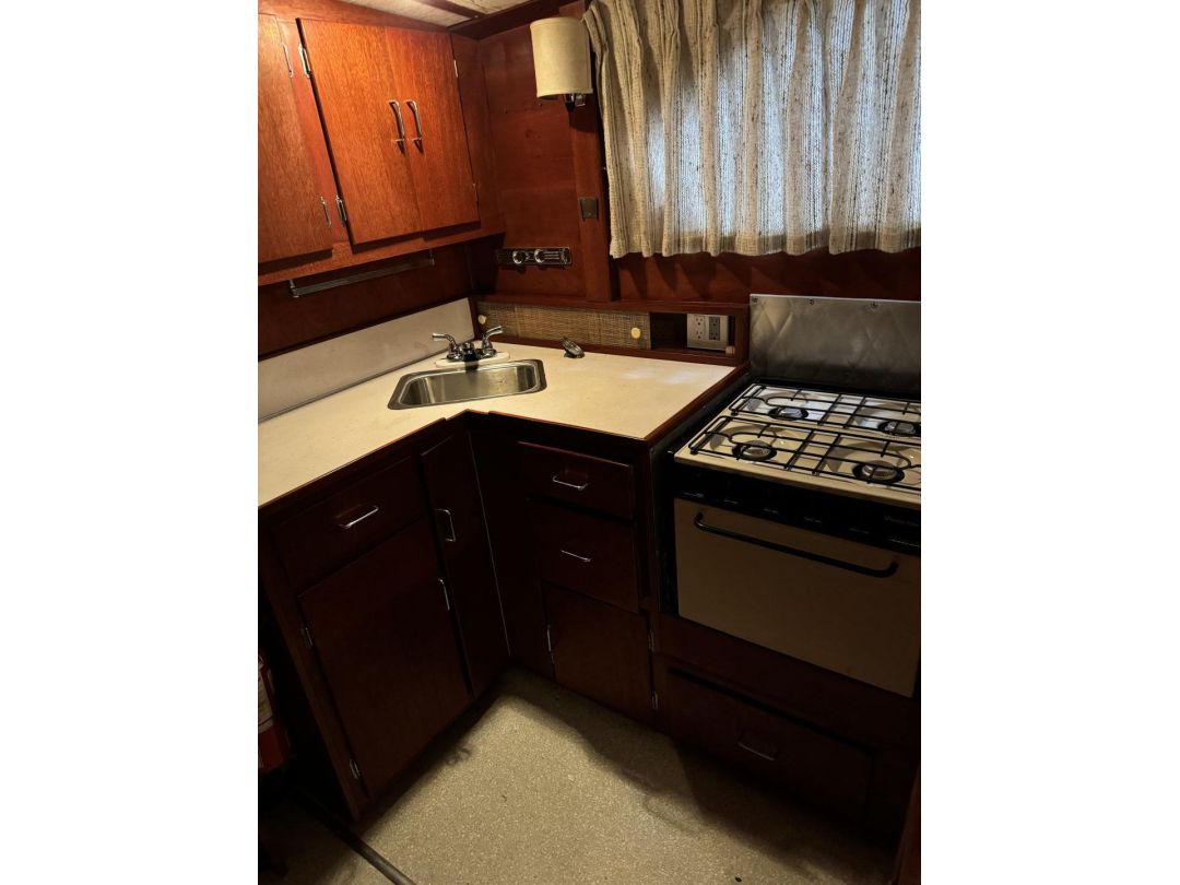 Wood Pilot House image 11