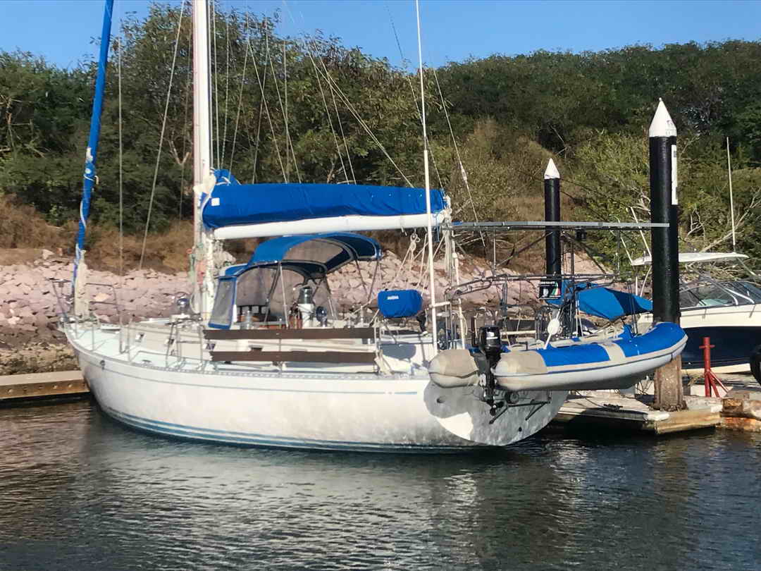 44 Center Cockpit Sailboat image 3