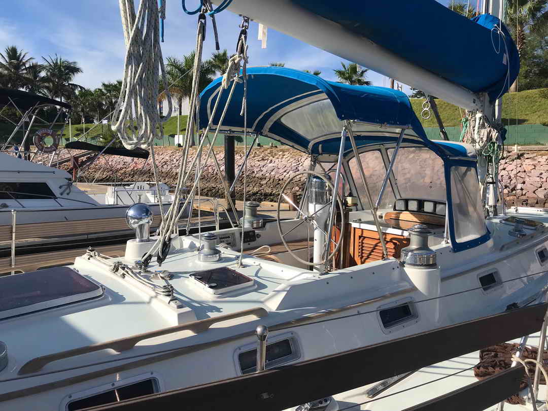 44 Center Cockpit Sailboat image 6