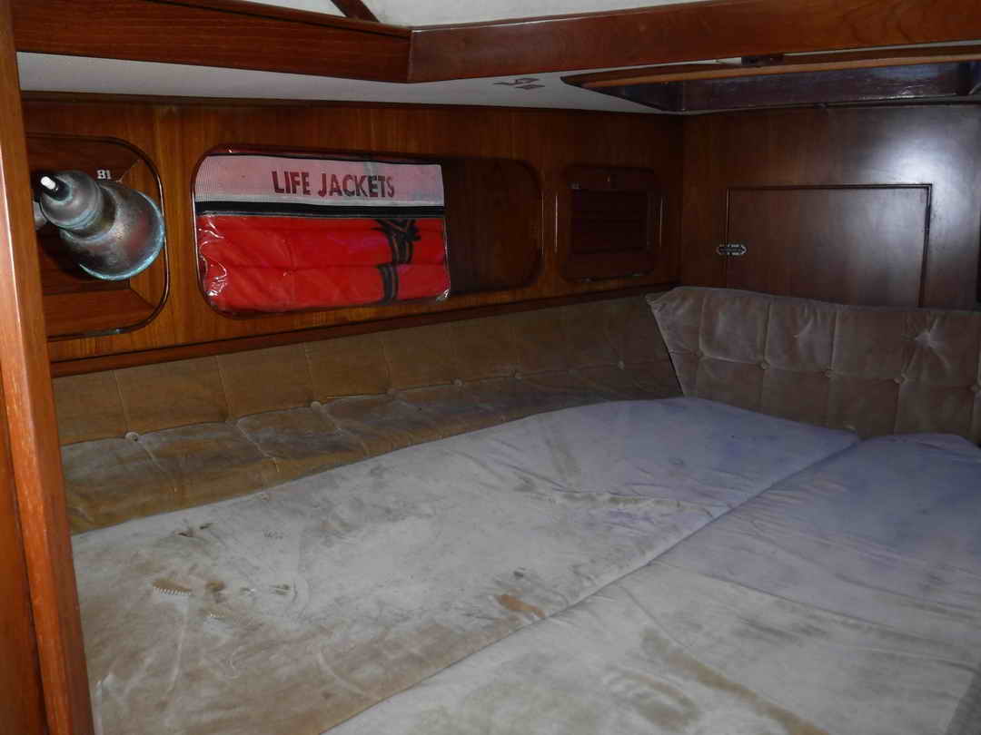 44 Center Cockpit Sailboat image 18