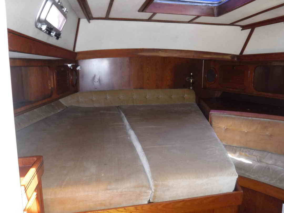 44 Center Cockpit Sailboat image 19
